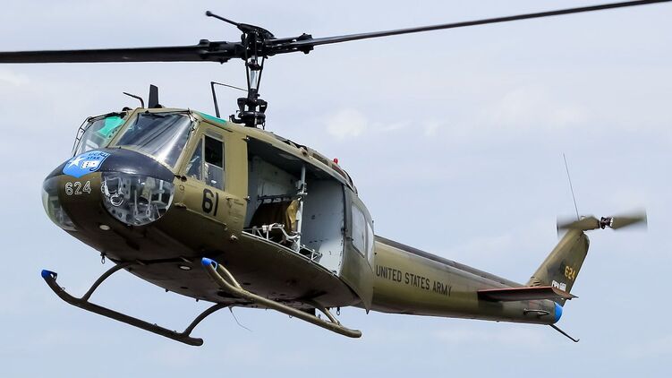     -      Bell UH-1 Iroquois
