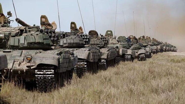 О чем говорят движения российских войск у украинских границ