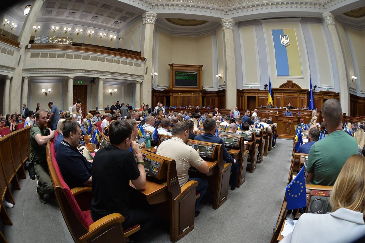 Порно в законе. Почему в Украине предлагают легализовать порнографию и  какие риски это несет