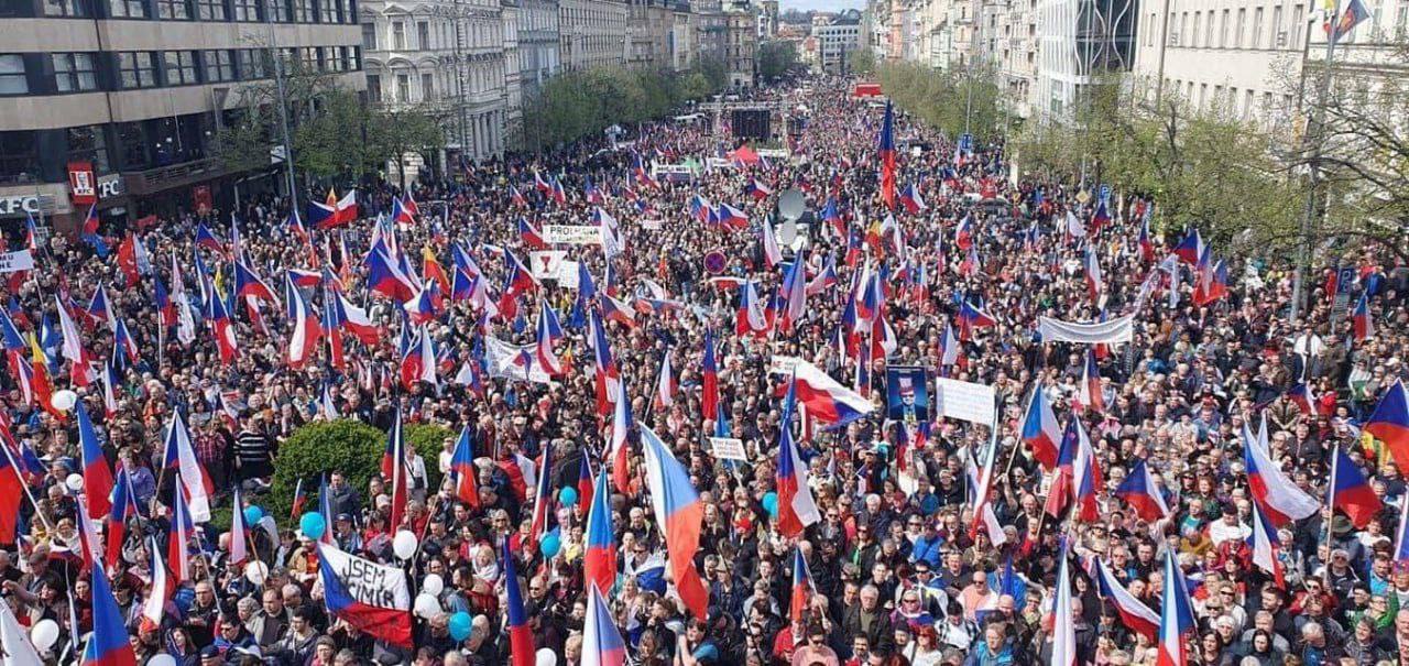 протесты в Праге