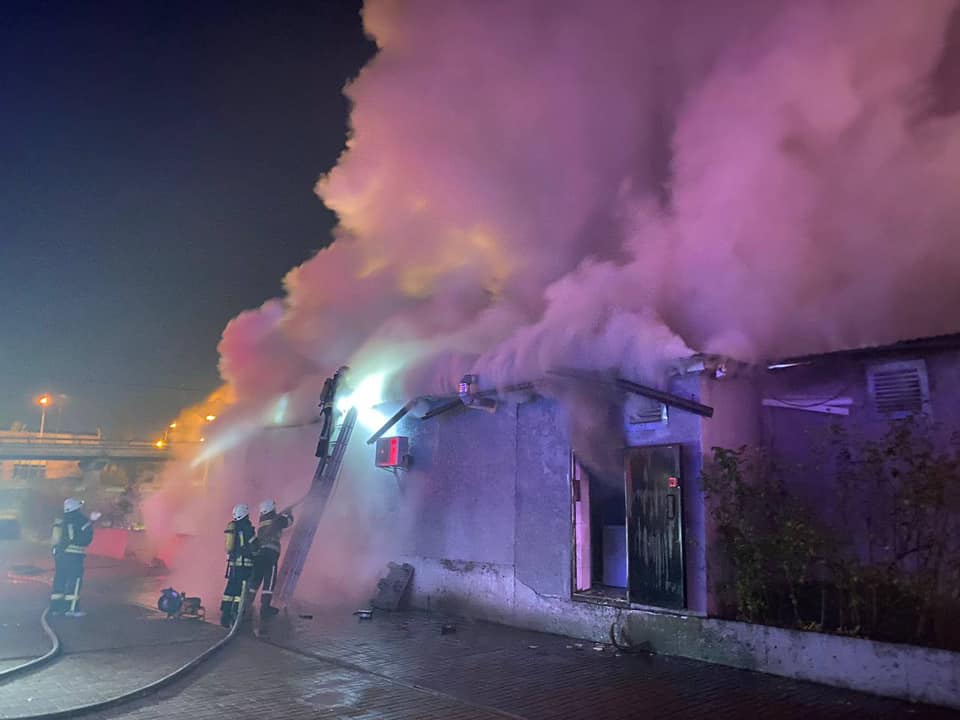 В Киеве сгорел ресторан Мамамия