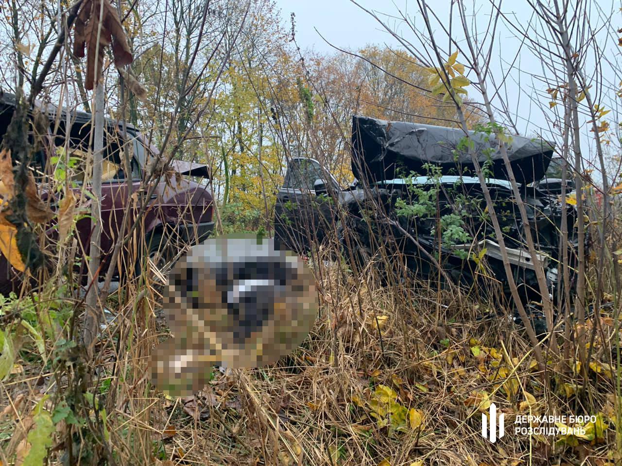 В Черниговской области возле поселка Березна произошло ДТП 2 ноября. Фото: ГБР
